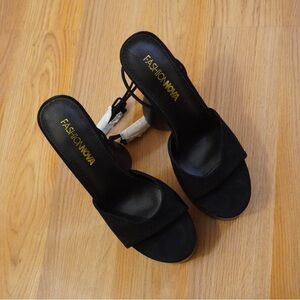 BRAND NEW Fashion Nova Elegant Black Heels